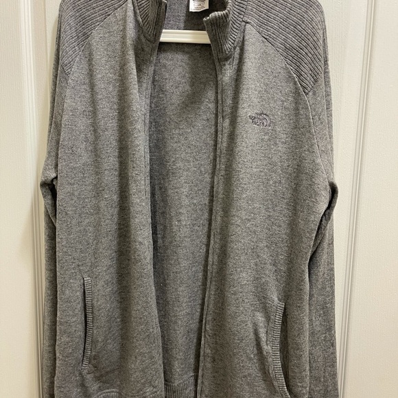 The North Face long sweater gray color with zipper and sides packets - Picture 3 of 11